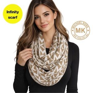MICHAEL KORS 🌟 Reversible Infinity Scarf - Cream, White, Tan (OS)